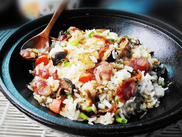 8種不同口味燜飯做法，美味營養，很合適老人孩子吃，懶人必學！
