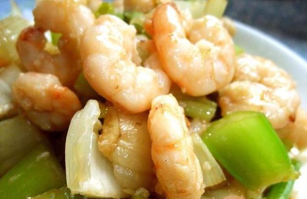 芹菜怎麼炒好吃？15種芹菜吃法，好吃到舔盤