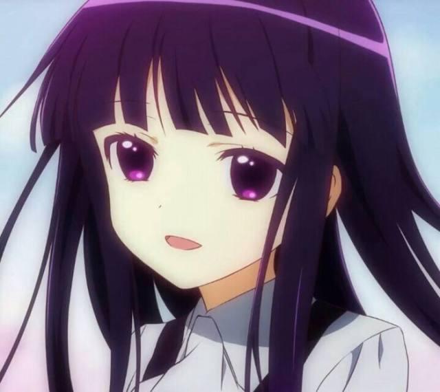 被眼鏡封印的「眼鏡娘」，摘下眼鏡後美得不像話 