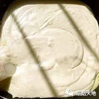 終於拔草啦~抹茶軟歐-香芋麻薯餡