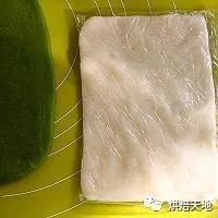 終於拔草啦~抹茶軟歐-香芋麻薯餡