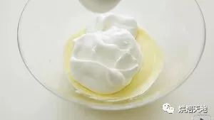 教大家一款不用烤箱就可以做出來的奧利奧芝士蛋糕