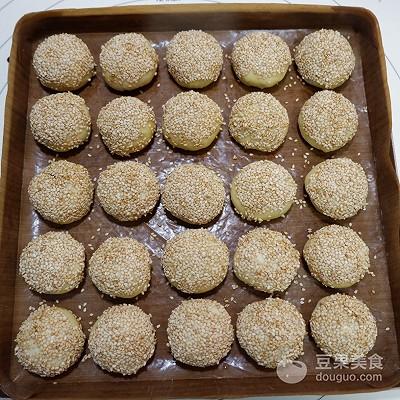 芝麻豆沙小餐包的做法~ 