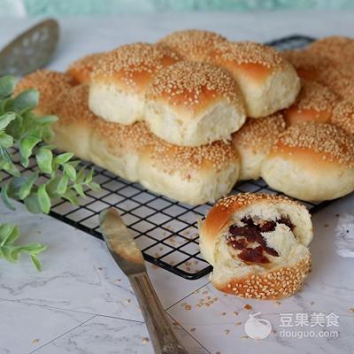 芝麻豆沙小餐包的做法~ 