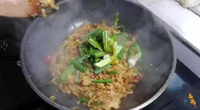豆腐皮怎樣做才好吃？教你一個最簡單的家常做法，越吃越上癮！ 