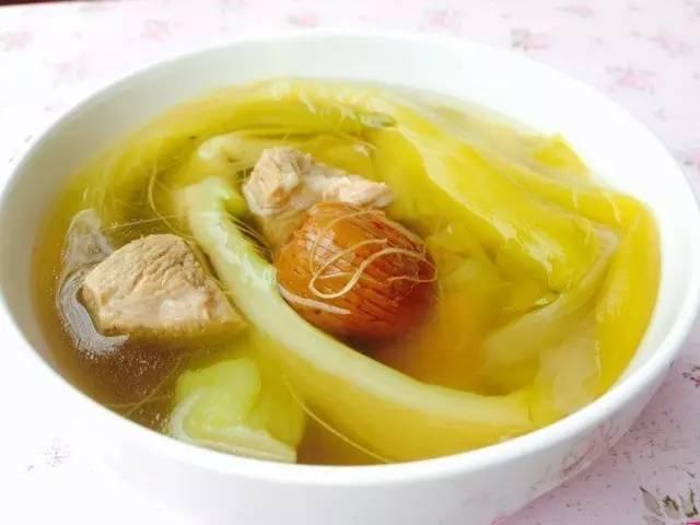 30個湯每個都煲一次就過年啦！愛喝湯收好！台灣冬天多是濕寒天氣，喝湯補身驅寒，特別是身體不好的朋友！！ 