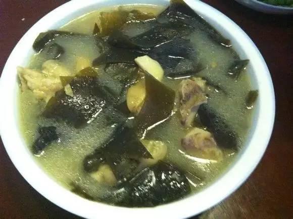 30個湯每個都煲一次就過年啦！愛喝湯收好！台灣冬天多是濕寒天氣，喝湯補身驅寒，特別是身體不好的朋友！！ 