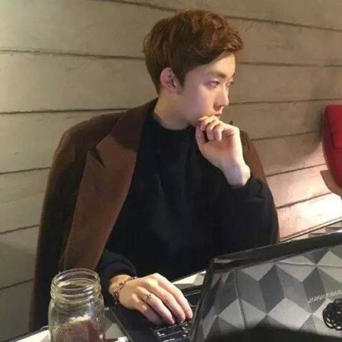 水瓶座可不是你隨便能交往的！他們理性的可怕，做出判斷時毫不留情！
